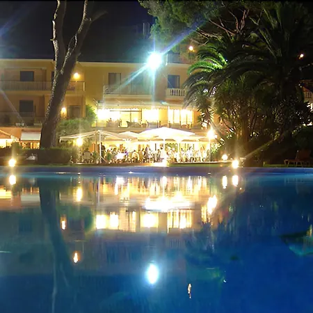 酒店 萨加罗健康水疗酒店 萨卡罗