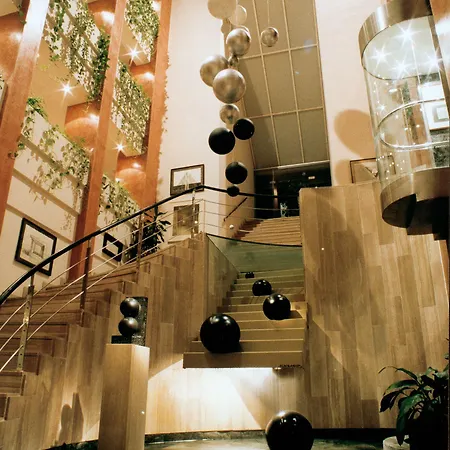 萨加罗健康水疗酒店 4* 萨卡罗