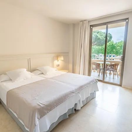 酒店 萨加罗健康水疗酒店 4*