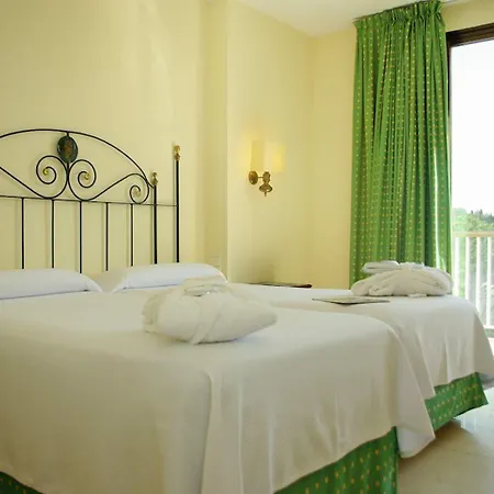 Hotel & Wellness